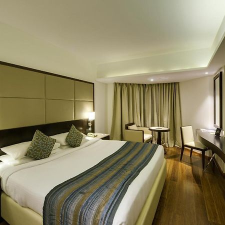 Ramee Guestline Hotel Juhu Bombay Extérieur photo